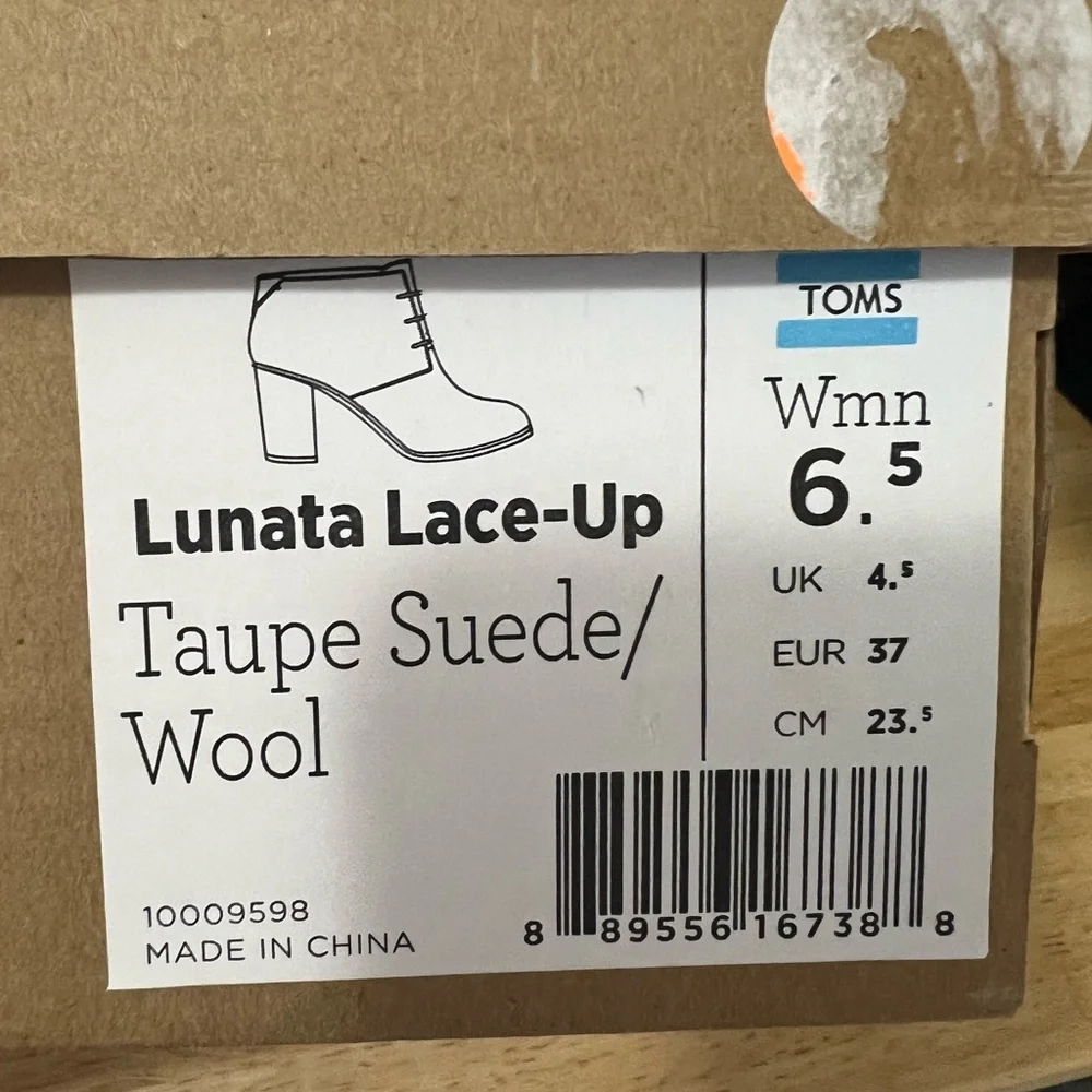TOMS Women's Lunata Lace-Up Ankle Booties - Picture 7 of 7